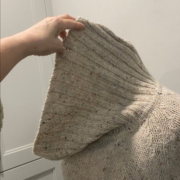 Cynthia Rowley Heathered Grey Cowl Neck Wool Sweater Size Medium Cozy Knit - Picture 10 of 13